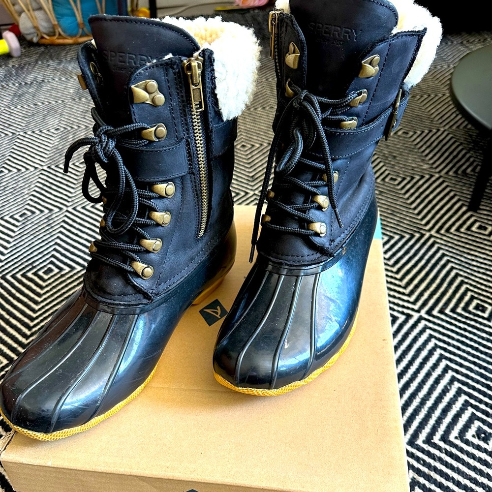 Sperry “Shearwater buckle” water proof rain boots.